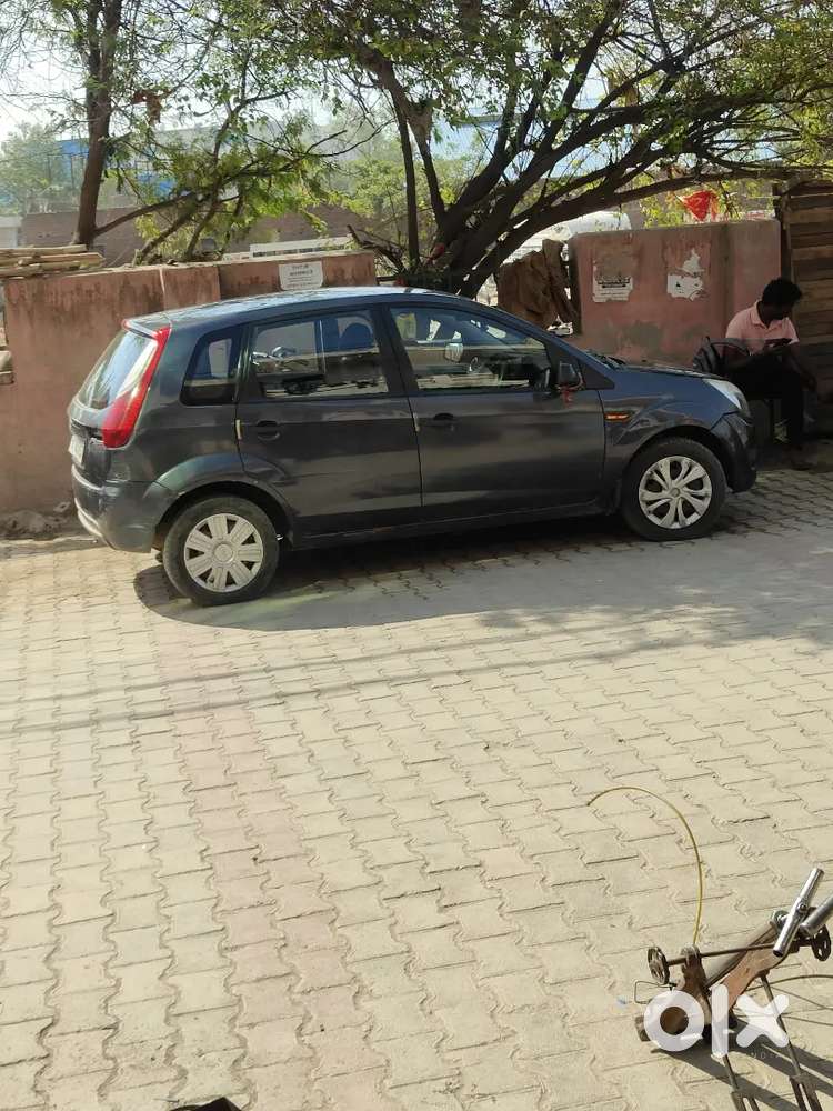 Ford Figo 2012 Petrol Manual