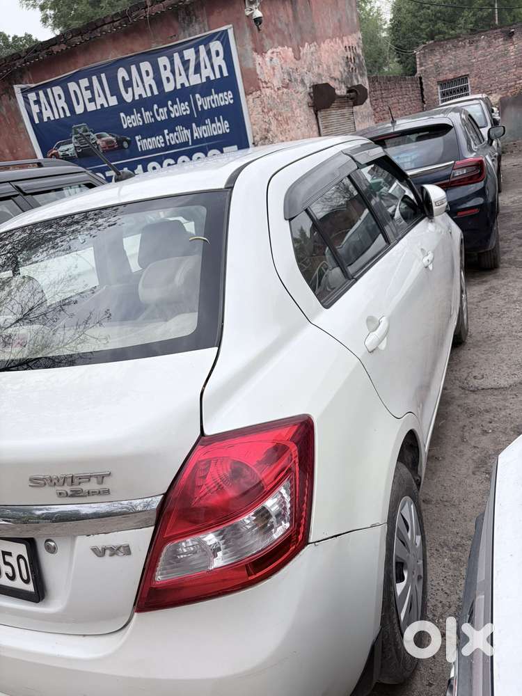 Maruti Suzuki Dzire 1.2 Vxi, 2014, Petrol