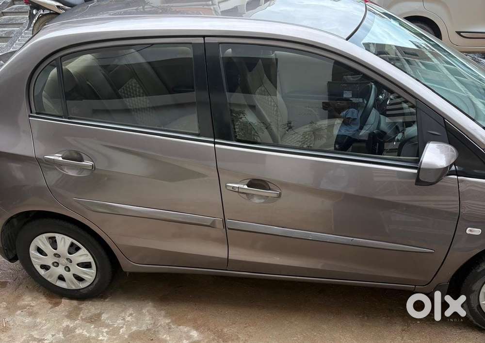 Honda Amaze 2014 Petrol Well Maintained