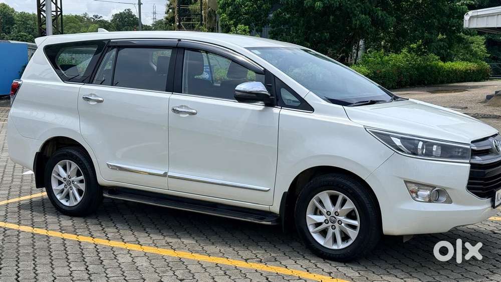 Toyota Innova Crysta 2.4 V, 2018, Diesel