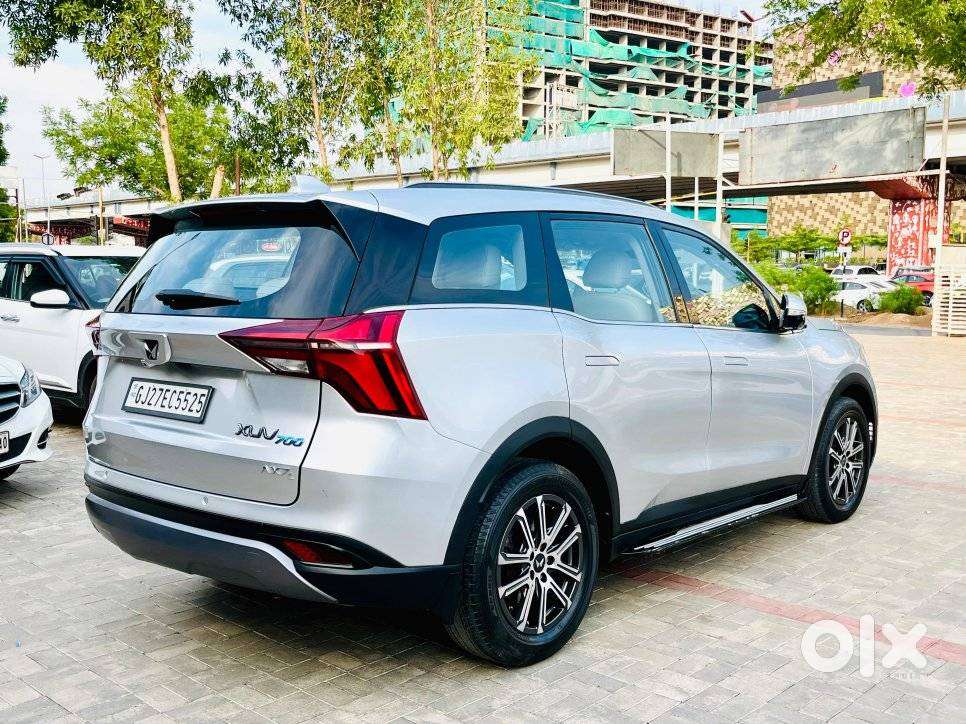 Mahindra Xuv700 2.0 Ax 7 Petrol At Luxury Pack Str, 2023, Petrol