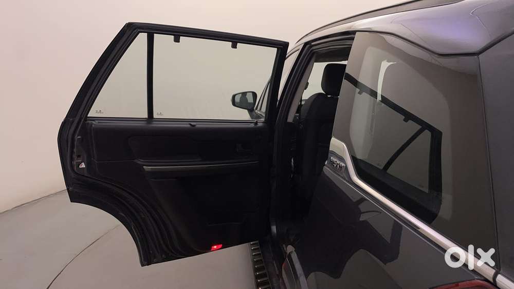 Tata Hexa Xta, 2017, Diesel