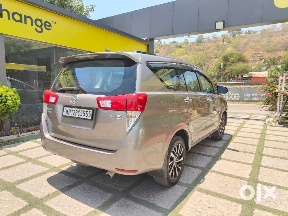 Toyota Innova Crysta 2.8z Automatic, 2017, Diesel