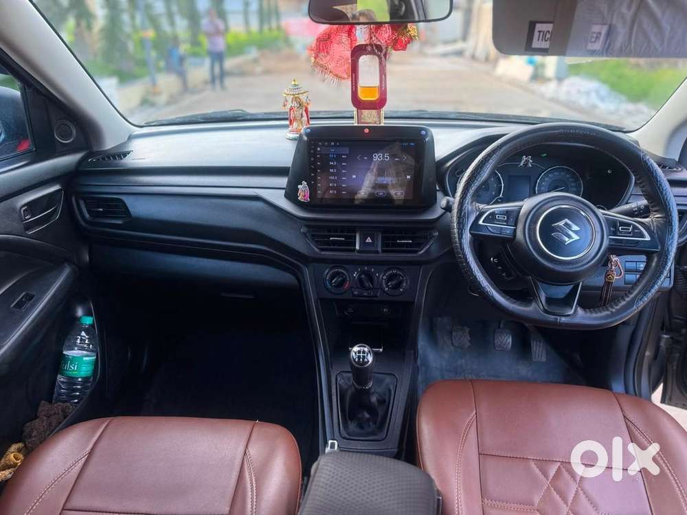 Maruti Brezza Lxi 2024