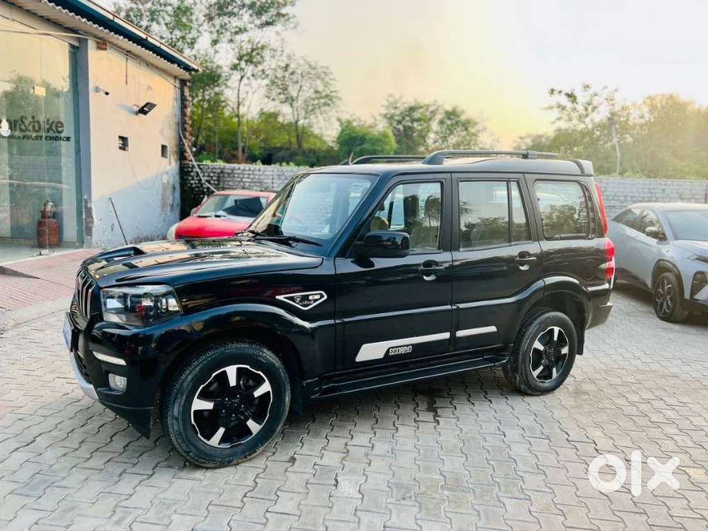 Mahindra Scorpio Classic 2.2 S 11 Mt 7 Cc, 2022, Diesel