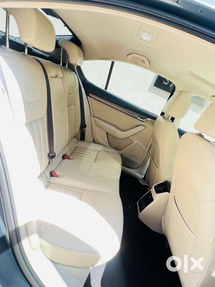 Skoda Octavia 1.8 Tsi At Style Plus, 2017, Petrol