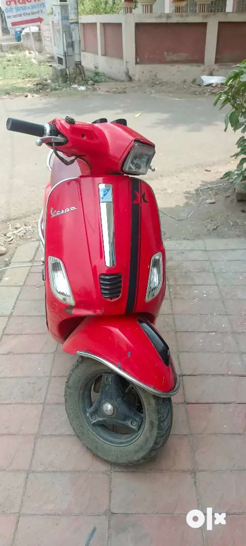 vespa red (2016) - Used Two Wheeler for Sale in Jabalpur