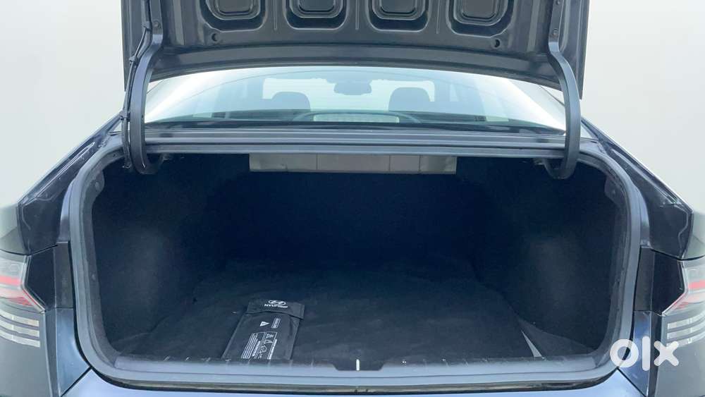 Hyundai Verna 1.5 Sx Turbo Petrol Mt, 2024, Petrol