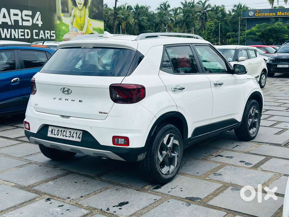 Hyundai Venue Sx Plus Turbo Dct, 2019, Petrol