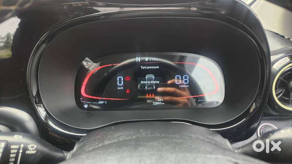Hyundai Exter Sx (o) Connect 1.2 Amt Dual Tone, 2024, Petrol