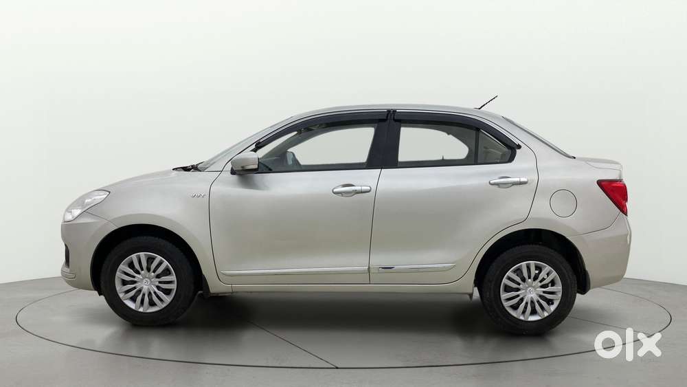 Maruti Suzuki Swift Dzire Amt Vxi, 2017, Petrol