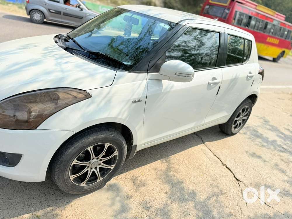 Maruti Suzuki Swift 2013 Diesel 108000 Km Driven