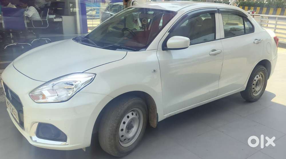 Maruti Suzuki Swift Dzire 1.2 Lxi Bsiv, 2022, Petrol