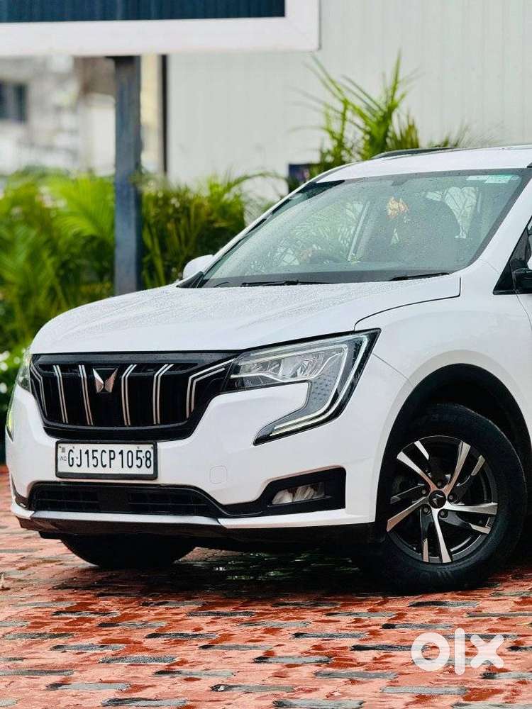 Mahindra Xuv700 2.2 Ax 5 Diesel At 7 Str, 2023, Diesel