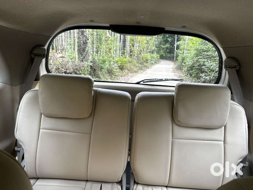 Toyota Innova 2.5 Vx (diesel) 7 Seater Bs Iv, 2014, Diesel