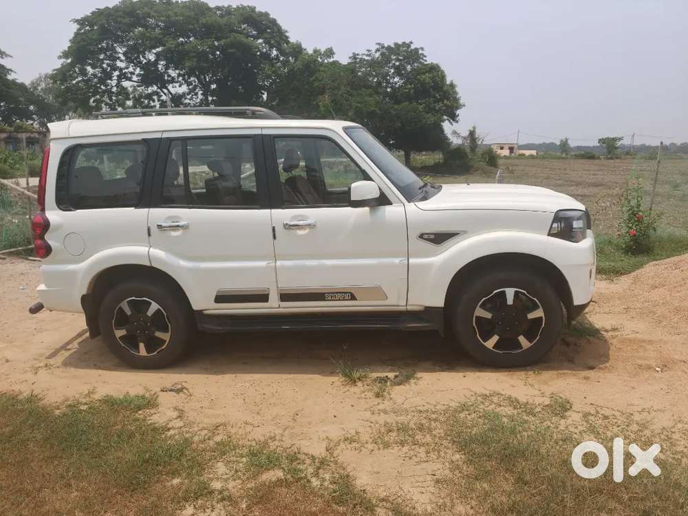 Scorpio S11 Top Model