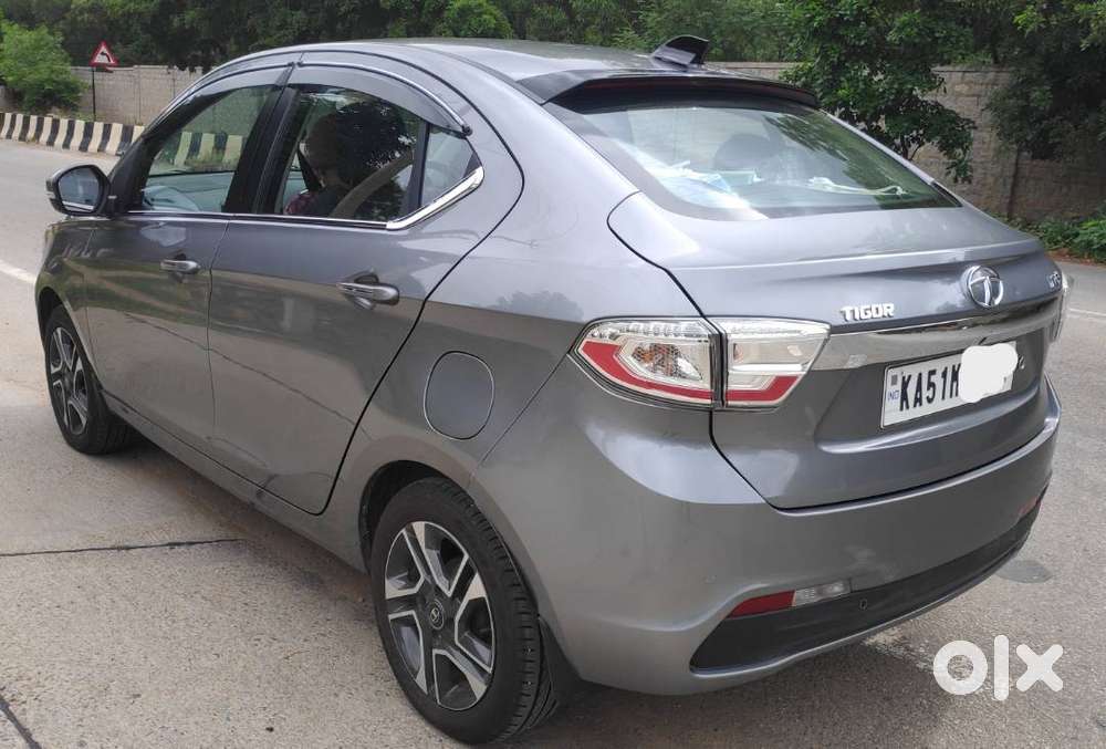 Tata Tigor Xza + (petrol :amt :top-end)
