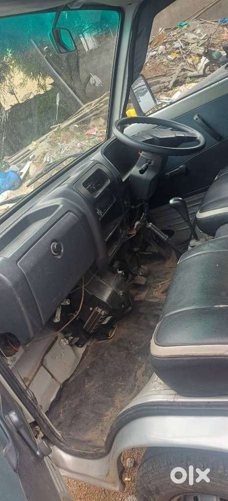 Maruti Suzuki Omni Mpi Std Bsiv, 2015, Petrol