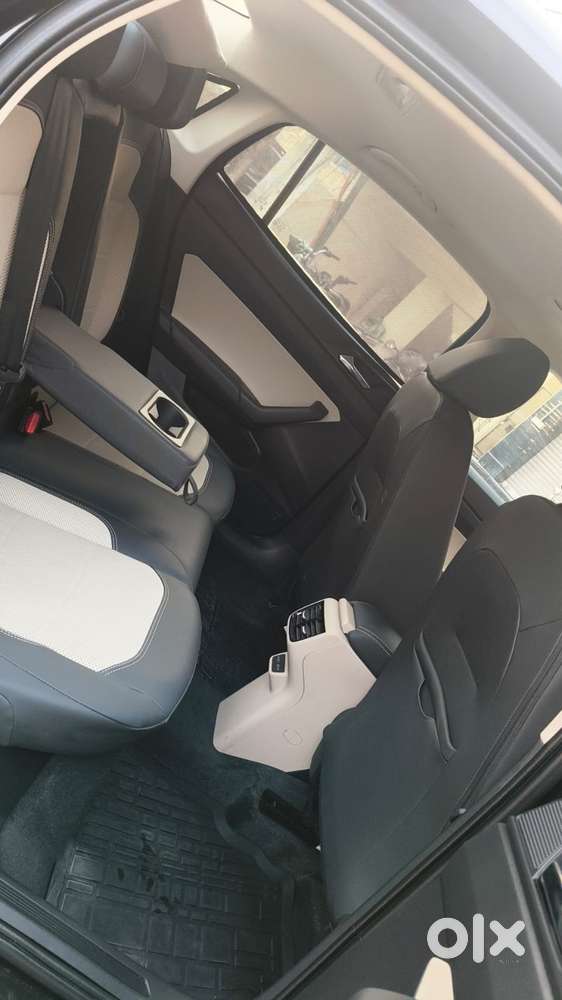 Skoda Slavia 1.5 Tsi Style At, 2024, Petrol