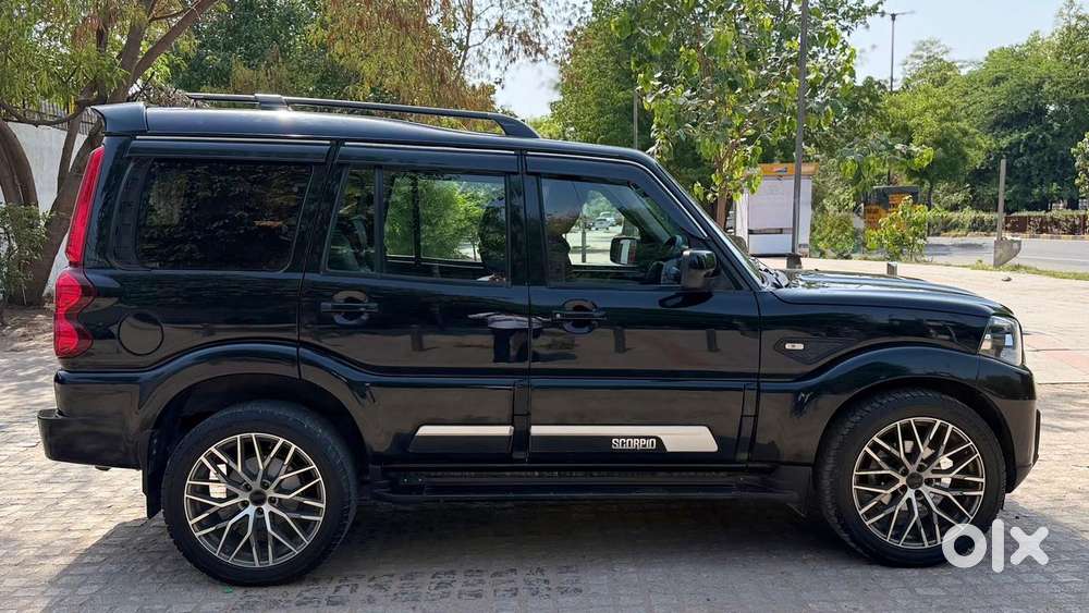 Mahindra Scorpio Classic 2.2 S Mt 7 Str, 2023, Diesel