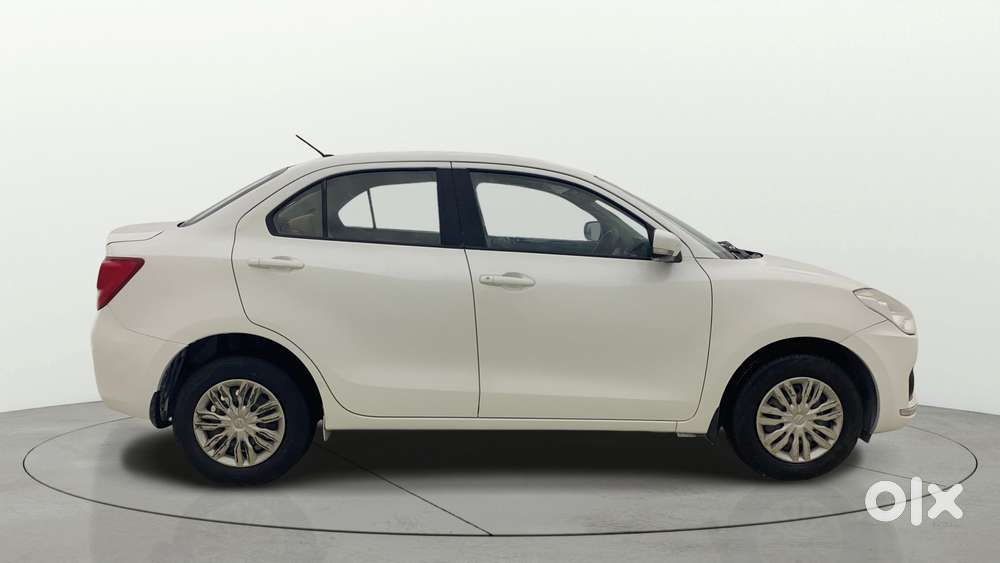 Maruti Suzuki Swift Dzire Amt Vxi, 2019, Petrol