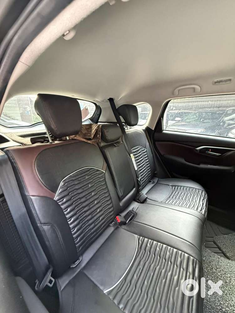 Maruti Suzuki Grand Vitara 1.5 Delta Smart Hybrid At, 2026, Petrol
