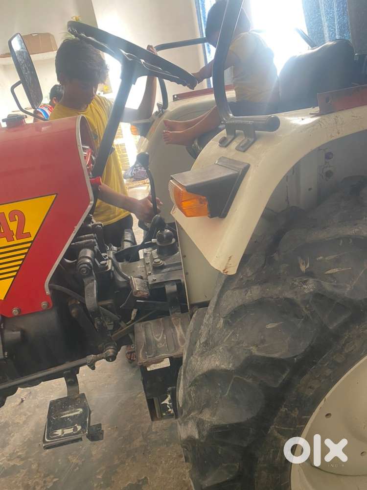 Eicher Polaris Multix 2022 Ax+ Diesel