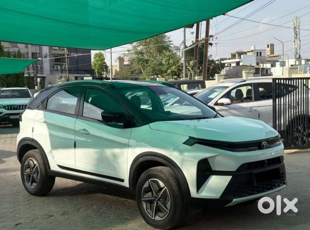 Tata Nexon Creative Plus S 1.2 Revotron Petrol 6 Mt, 2024, Petrol