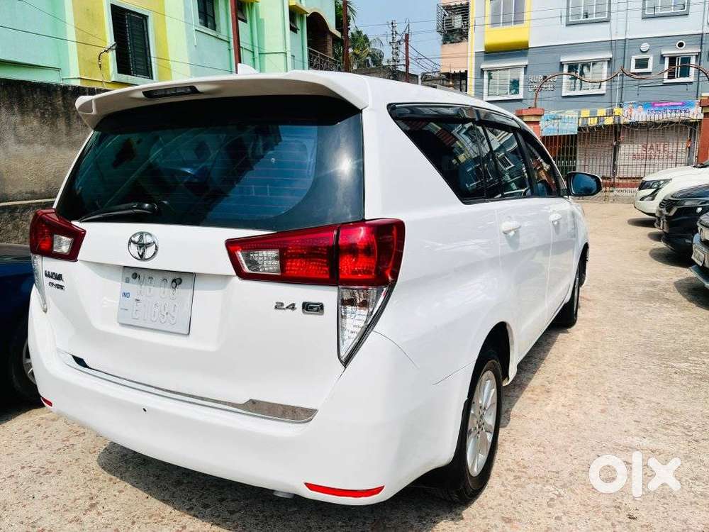 Toyota Innova Crysta 2.8 Gx At 8s, 2018, Diesel