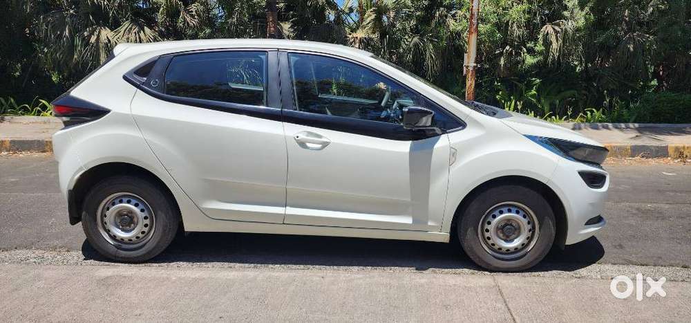 Tata Altroz 1.2 Xe, 2023, Petrol