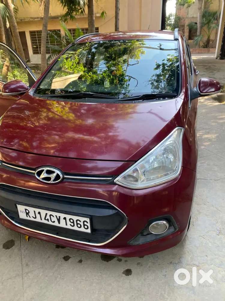 परिवार के लिए बेस्ट गाड़ी