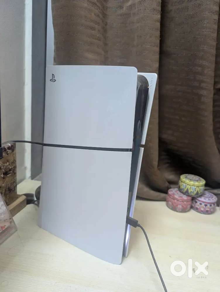 Sony PS5 (slim disc edition) with Original Box &ndash; Mint Condition