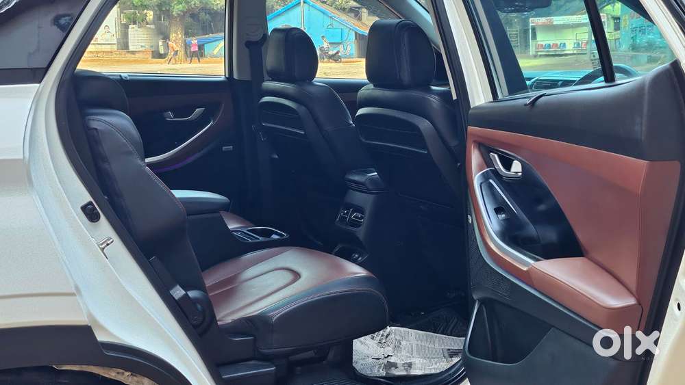 Hyundai Alcazar Signature 1.5 Diesel At 6str, 2023, Diesel