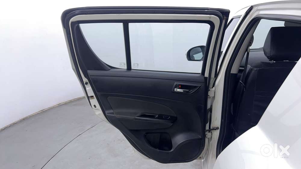 Maruti Suzuki Swift 1.3 Zxi, 2012, Petrol