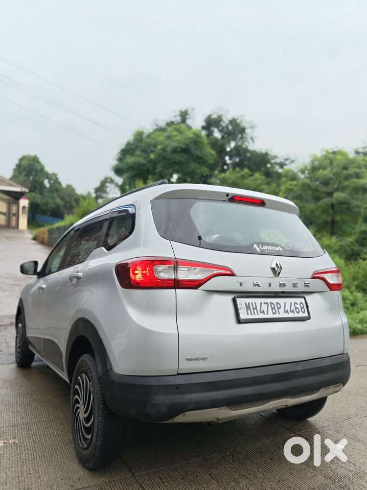 Renault Triber Rxt, 2023, Petrol