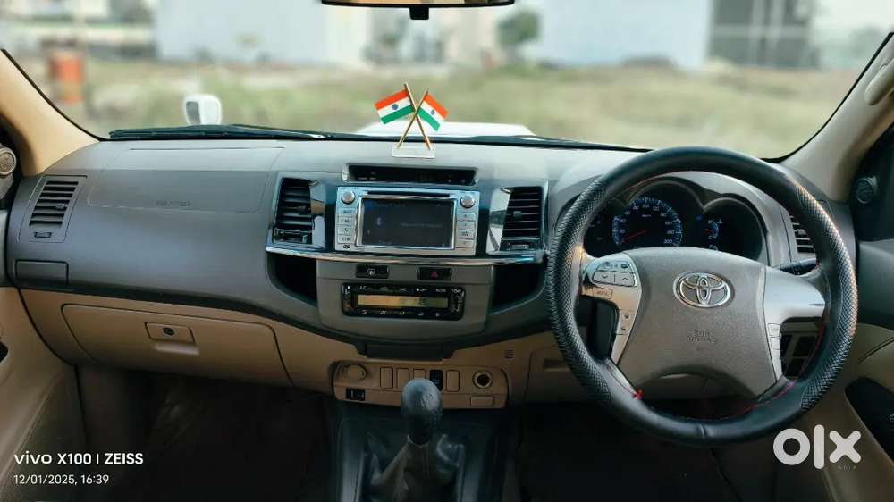Toyota Fortuner 2012 Diesel Mh20