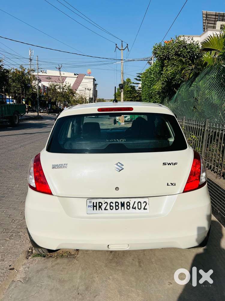 Maruti Suzuki Swift Lxi Option, 2011, Petrol