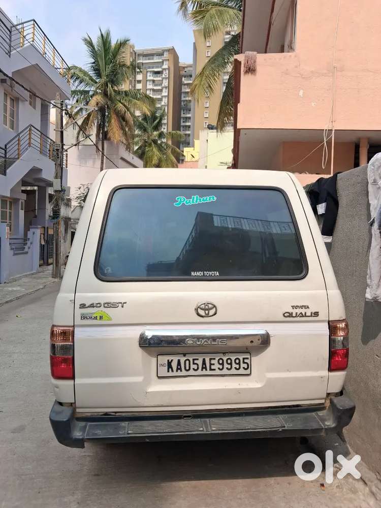 Toyota Qualis D2 2004