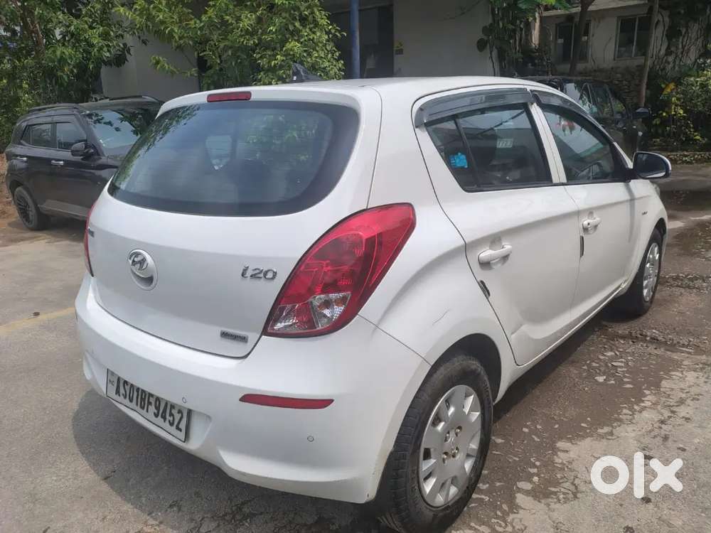 Hyundai I20 201349536 Petrol 49563 Km Driven