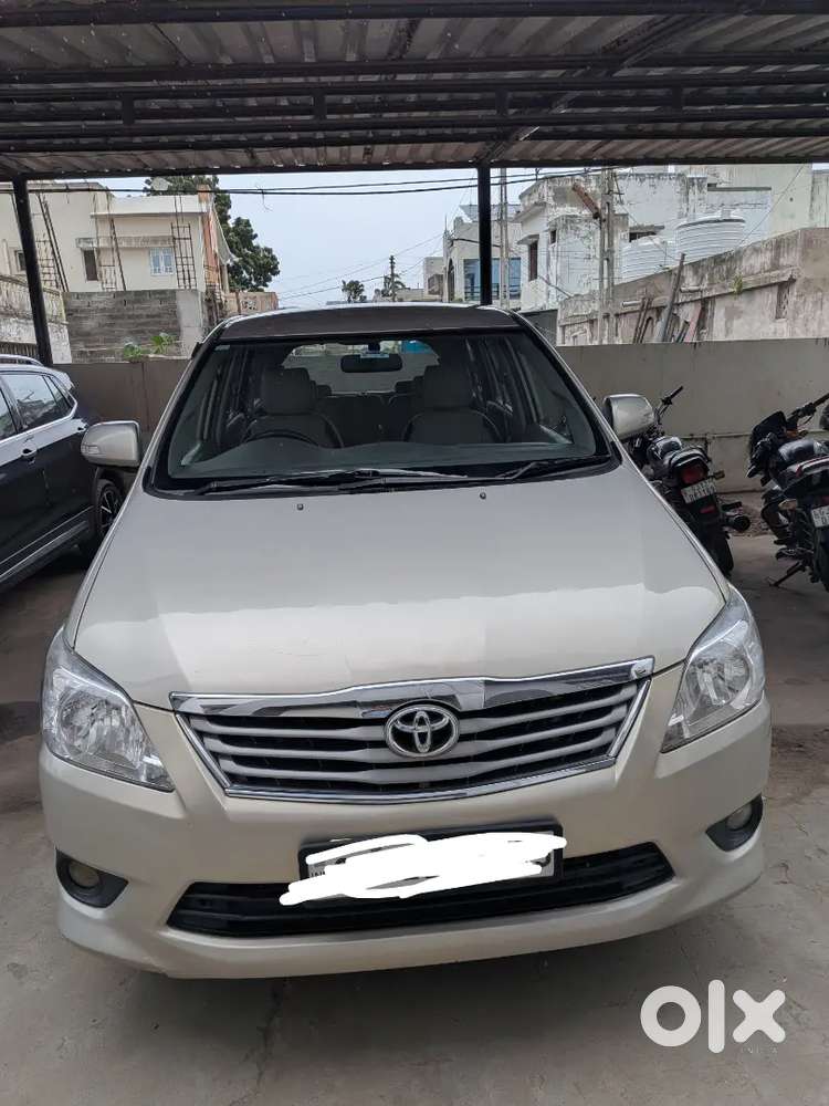 Toyota Innova Diesel 2013