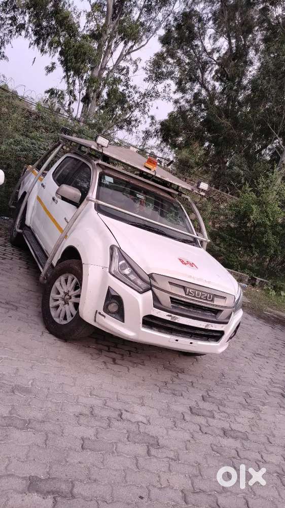 Isuzu V-cross Z Prestige 2022