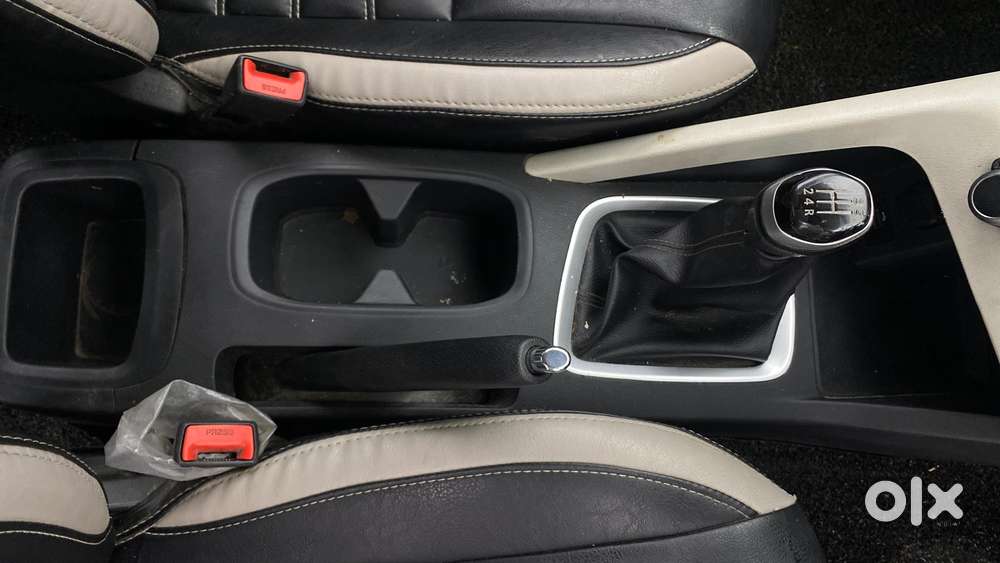 Nissan Magnite 1.0 Xv Turbo Cvt, 2022, Petrol