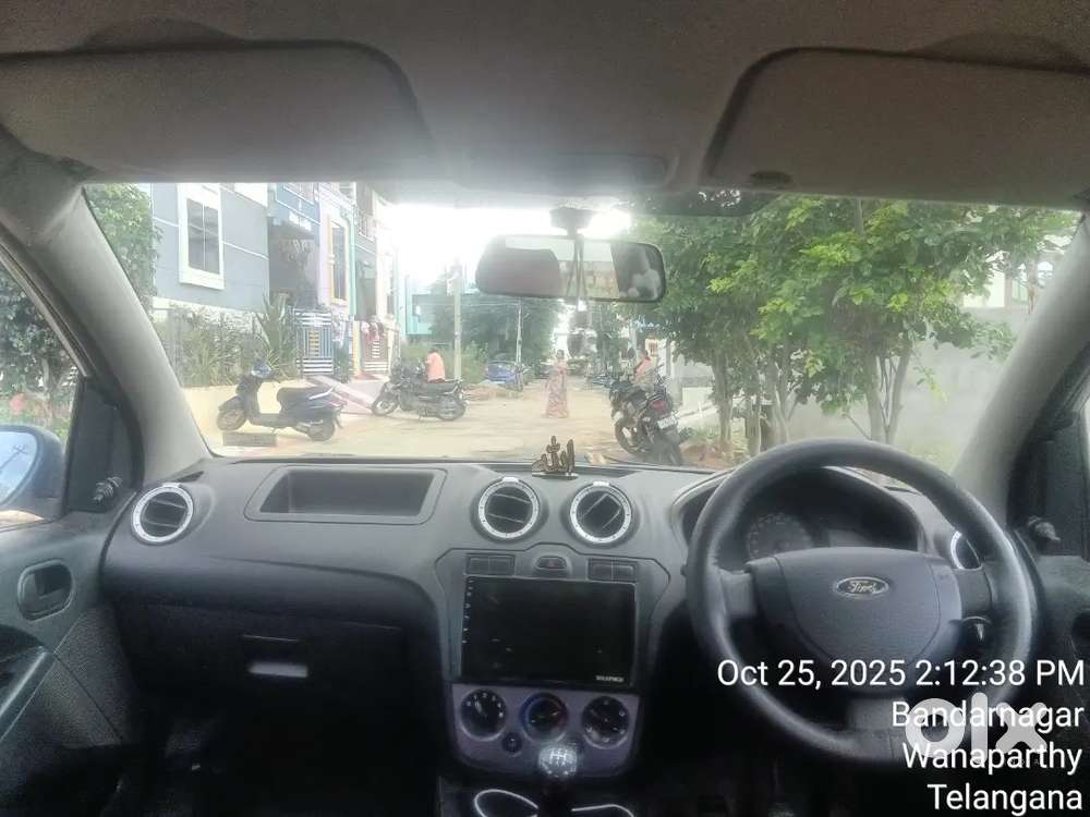 Ford Figo 2013 Diesel 103000 Km Driven