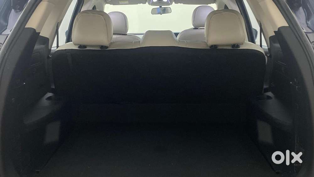 Mahindra Xuv700 2.2 Ax 5 Diesel Mt Str, 2022, Diesel