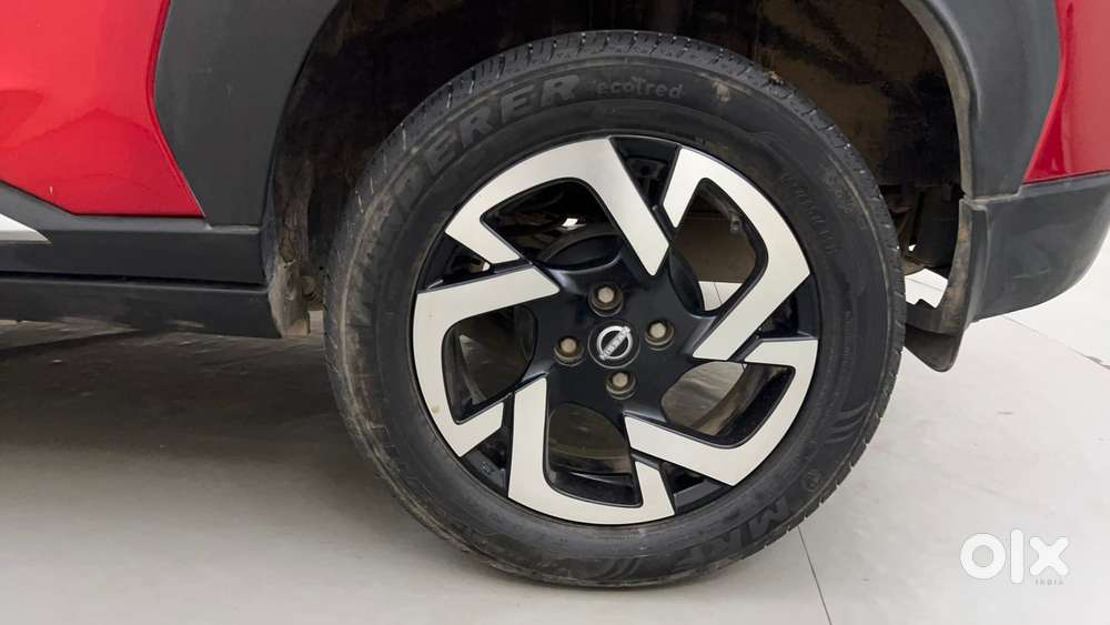 Nissan Magnite 1.0 Xv, 2022, Petrol