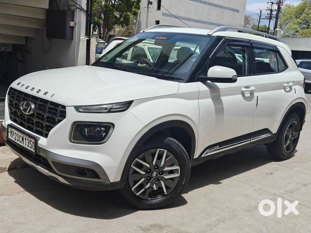 Hyundai Venue Sx Mt, 2022, Diesel