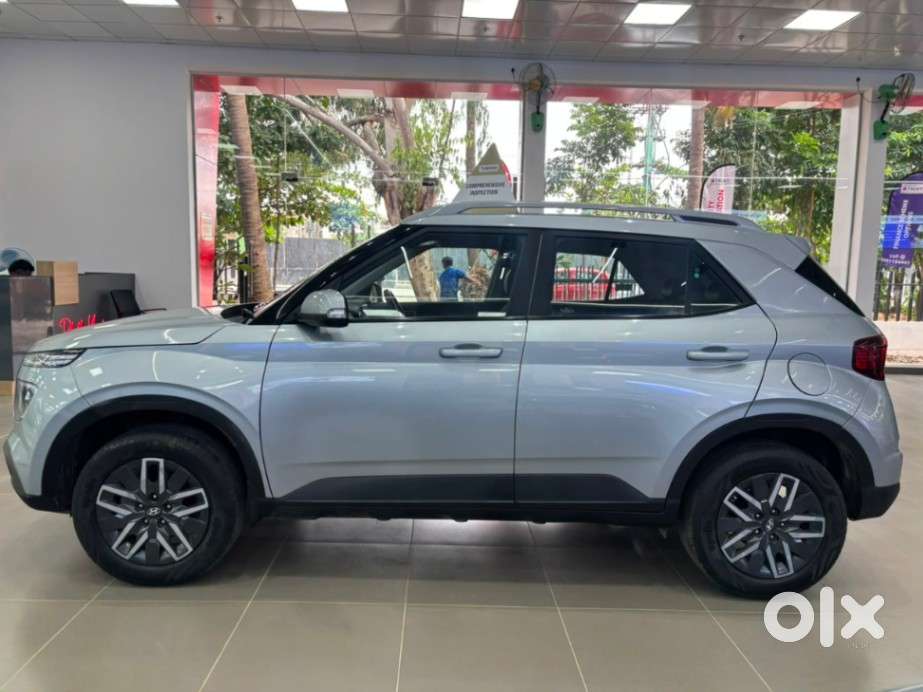Hyundai Venue S Plus Mt 1.2 Kappa, 2022, Petrol