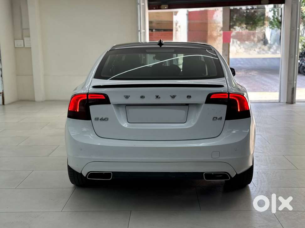 Volvo S60 D4 Momentum, 2018, Diesel