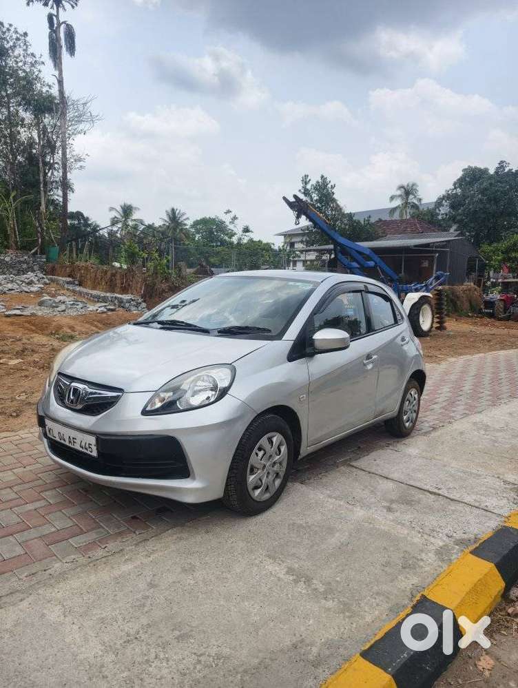 Honda Brio, 2013, Petrol