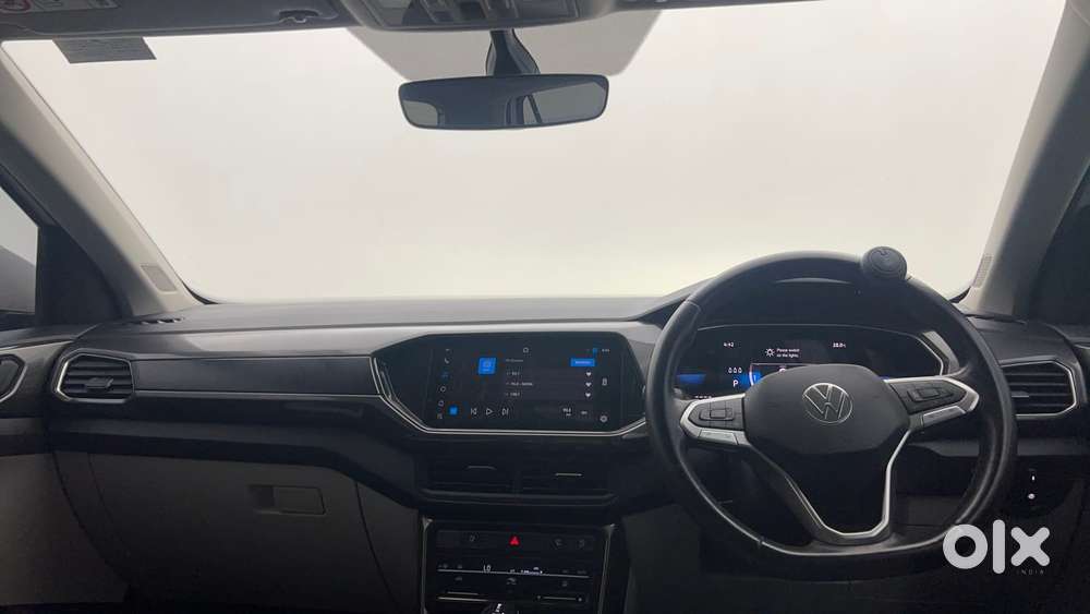Volkswagen Taigun Topline 1.0 Tsi At (electric Seats), 2023, Petrol